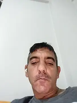 Snapshot of Egemen2245 chatting on November 13, 9:25 pm Egemen2245 online show from November 13, 9:25 pm