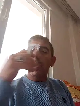 Snapshot of Egemen2245 chatting on November 14, 11:20 am Egemen2245 online show from November 14, 11:20 am