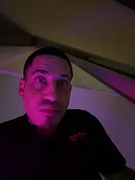 juicyj1311 online show from March 16, 5:55 am