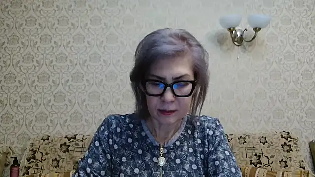 Elegant00Lady online show from October 7, 5:10 pm