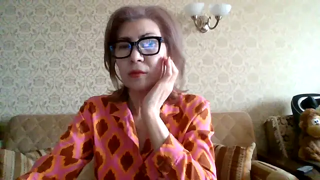 Elegant00Lady online show from March 11, 9:37 am