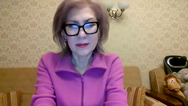 Snapshot of Elegant00Lady chatting on May 17, 5:20 pm Elegant00Lady online show from May 17, 5:20 pm
