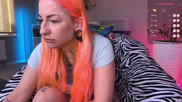 Tanya Acid online show from April 28, 4:50 am