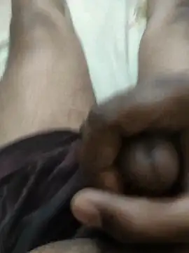 Snapshot of playboyprivat chatting on April 15, 7:58 pm playboyprivat online show from April 15, 7:58 pm