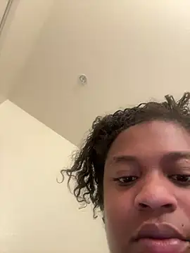 Prettynthick12 online show from March 11, 11:22 pm