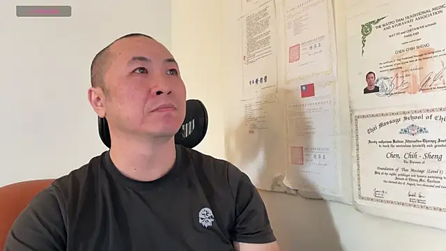 chih515 online show from February 21, 2:17 am