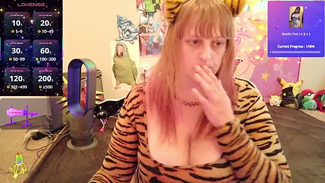 Snapshot of BabyZelda chatting on May 20, 10:27 pm BabyZelda online show from May 20, 10:27 pm