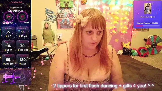Snapshot of BabyZelda chatting on June 7, 3:32 am BabyZelda online show from June 7, 3:32 am