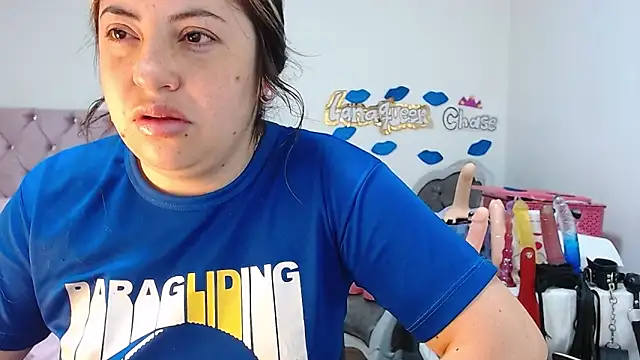 lanaqueen699 online show from February 1, 12:26 pm