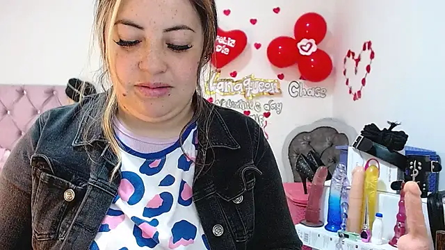 lanaqueen699 online show from March 11, 12:28 pm