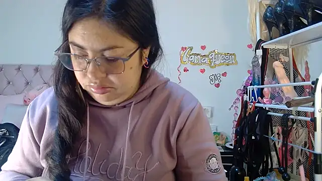 Snapshot of lanaqueen699 chatting on May 20, 12:22 pm lanaqueen699 online show from May 20, 12:22 pm