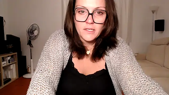 vagina02cam online show from November 26, 11:17 pm