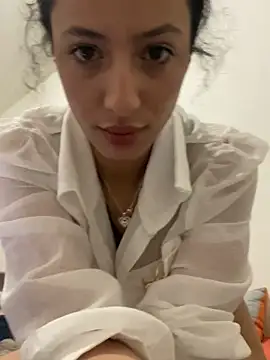 LunitaDollz online show from May 10, 8:36 pm