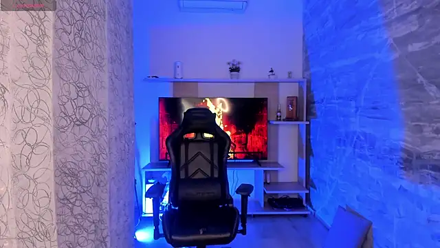 Melany Luv online show from March 12, 8:59 pm