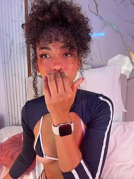 OSHUN  online show from December 5, 1:14 am