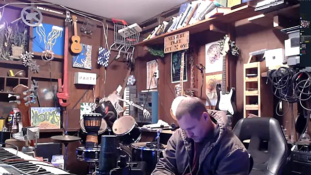 Snapshot of itsjameswebbscope chatting on November 4, 10:03 am itsjameswebbscope online show from November 4, 10:03 am