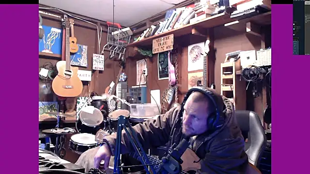 Snapshot of itsjameswebbscope chatting on November 27, 7:27 pm itsjameswebbscope online show from November 27, 7:27 pm