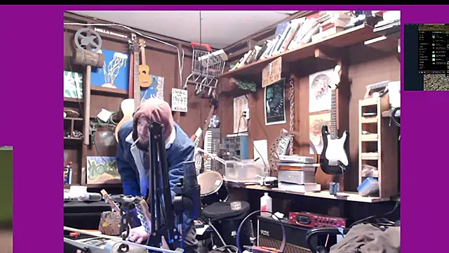 Snapshot of itsjameswebbscope chatting on December 5, 4:03 pm itsjameswebbscope online show from December 5, 4:03 pm