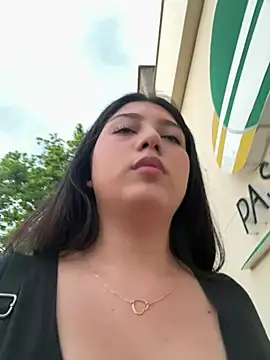 Snapshot of Maii_chan chatting on January 22, 10:59 pm Maii chan online show from January 22, 10:59 pm