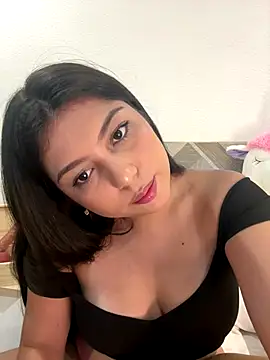 Snapshot of Maii_chan chatting on September 19, 4:47 am Maii chan online show from September 19, 4:47 am