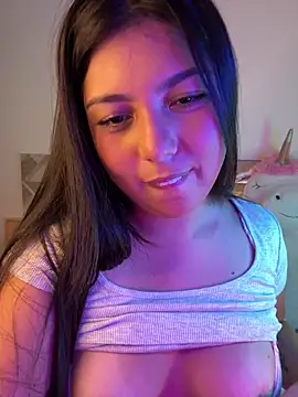 Snapshot of Maii_chan chatting on October 8, 5:38 am Maii chan online show from October 8, 5:38 am