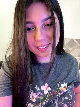 Snapshot of Maii_chan chatting on November 15, 6:00 am Maii chan online show from November 15, 6:00 am