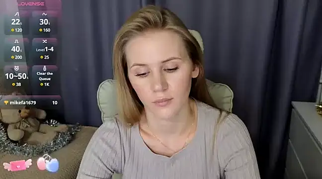 Snapshot of IsabelAllen chatting on December 13, 2:05 pm IsabelAllen online show from December 13, 2:05 pm