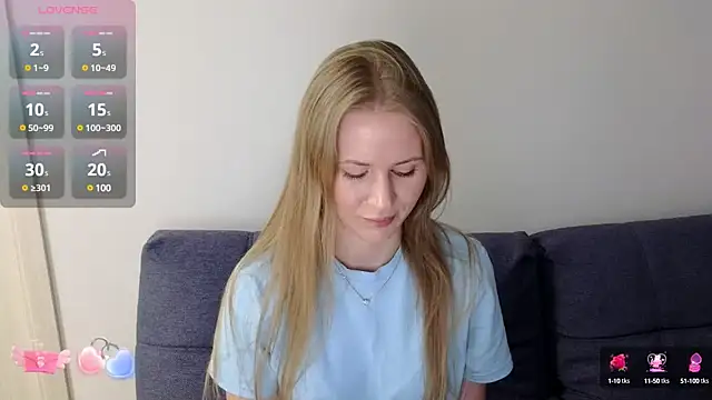 Snapshot of IsabelAllen chatting on March 1, 11:50 am IsabelAllen online show from March 1, 11:50 am