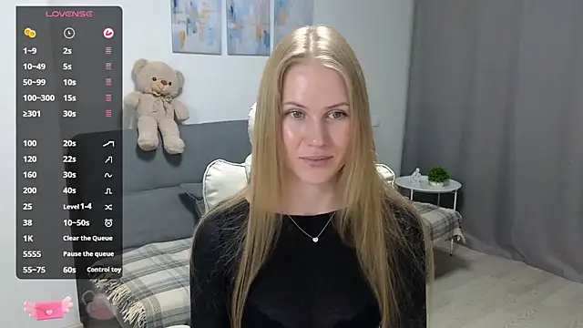 IsabelAllen online show from January 9, 11:35 am