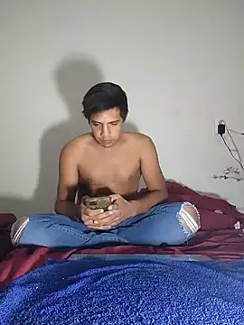 Snapshot of LiosArmando420 chatting on December 5, 10:02 am LiosArmando420 online show from December 5, 10:02 am