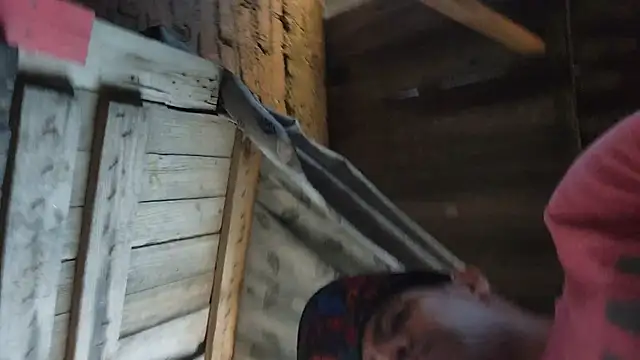 Snapshot of LiosArmando420 chatting on December 21, 4:25 pm LiosArmando420 online show from December 21, 4:25 pm