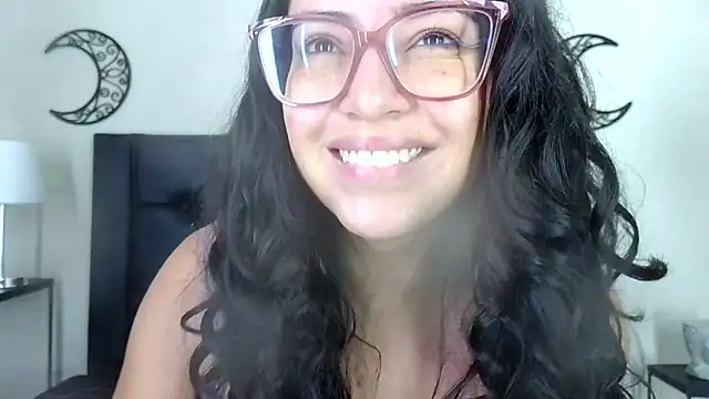 EvoletFMK online show from October 26, 11:05 am