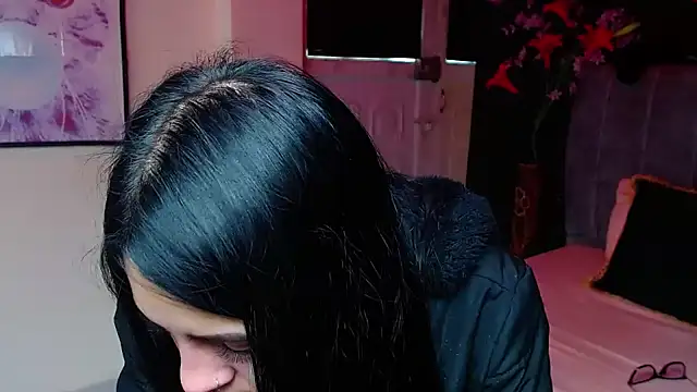 Violettasquirt online show from December 5, 1:42 pm