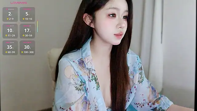 Hazel-11 online show from October 2, 1:40 pm