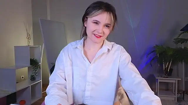 Snapshot of CiriRianonn chatting on November 28, 5:54 am CiriRianonn online show from November 28, 5:54 am