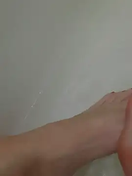 Linda 999 online show from March 9, 8:07 am