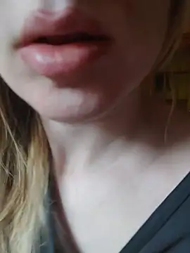 Linda 999 online show from March 19, 8:12 am