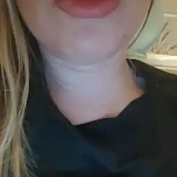 Snapshot of Linda_999 chatting on July 26, 12:41 am Linda 999 online show from July 26, 12:41 am