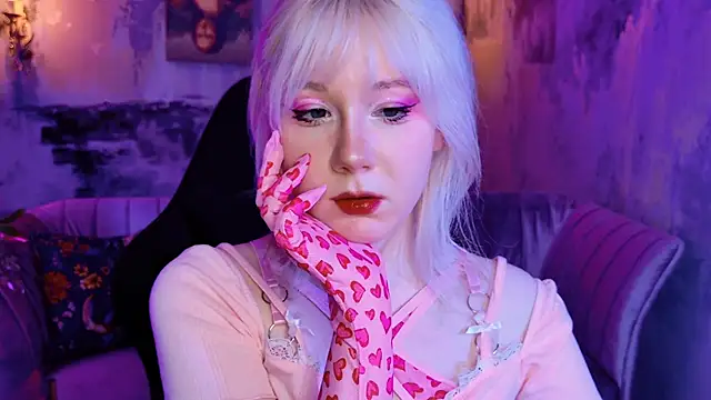 NancyMartinez online show from February 13, 1:15 pm