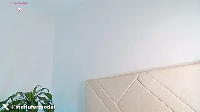 Snapshot of Mariafer05 chatting on July 17, 4:23 pm Mariafer05 online show from July 17, 4:23 pm