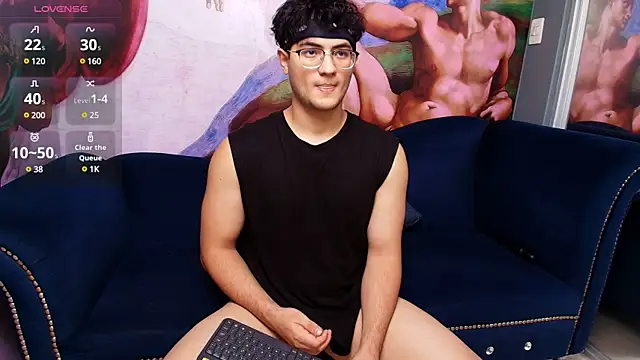 Snapshot of Mark_Evans1_ chatting on February 25, 7:47 pm Mark Evans1  online show from February 25, 7:47 pm