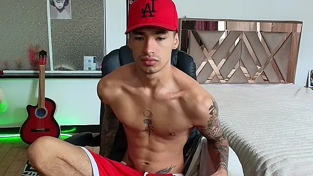 Damon  333 online show from November 13, 5:45 pm