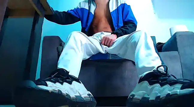 Snapshot of mastersmits chatting on March 13, 5:22 am mastersmits online show from March 13, 5:22 am