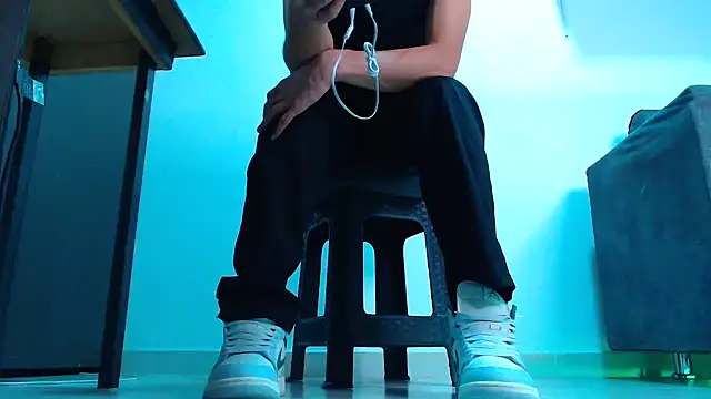 Snapshot of mastersmits chatting on September 13, 2:11 am mastersmits online show from September 13, 2:11 am