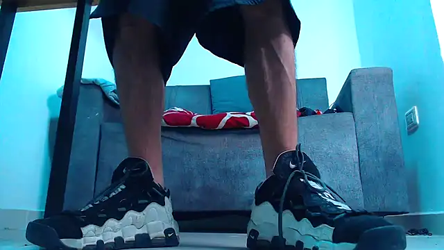 Snapshot of mastersmits chatting on October 31, 1:39 am mastersmits online show from October 31, 1:39 am