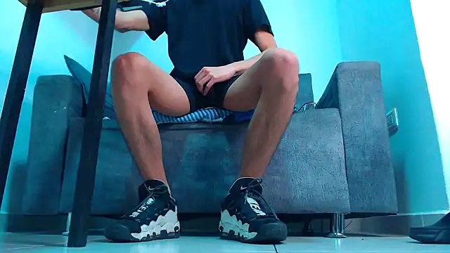 Snapshot of mastersmits chatting on November 5, 4:45 am mastersmits online show from November 5, 4:45 am