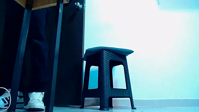 Snapshot of mastersmits chatting on December 1, 5:23 am mastersmits online show from December 1, 5:23 am