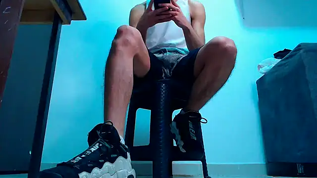 Snapshot of mastersmits chatting on December 14, 3:23 am mastersmits online show from December 14, 3:23 am