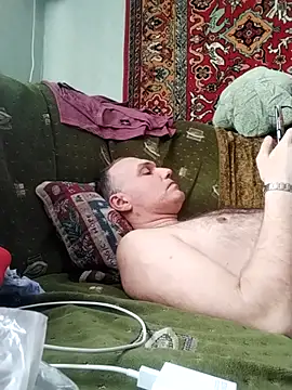 Pineapple04 online show from March 3, 8:38 am