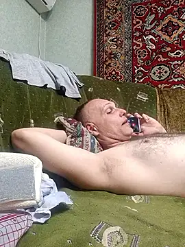 Pineapple04 online show from September 18, 3:03 pm